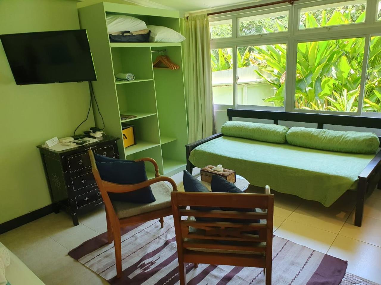 Maison Soleil Holiday home *